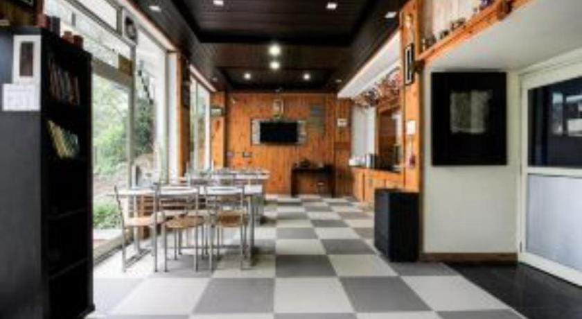 PANGOT HIMALAYAN VIEW Apartment in Uttarakhand