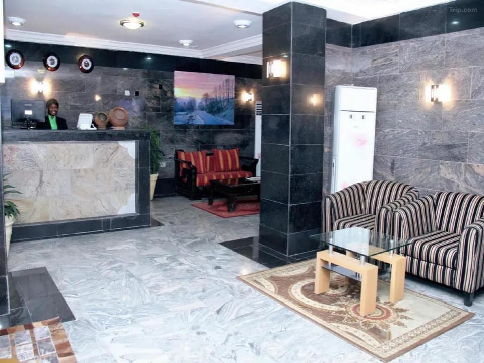 Queensgate Continental Hotel in Nigeria
