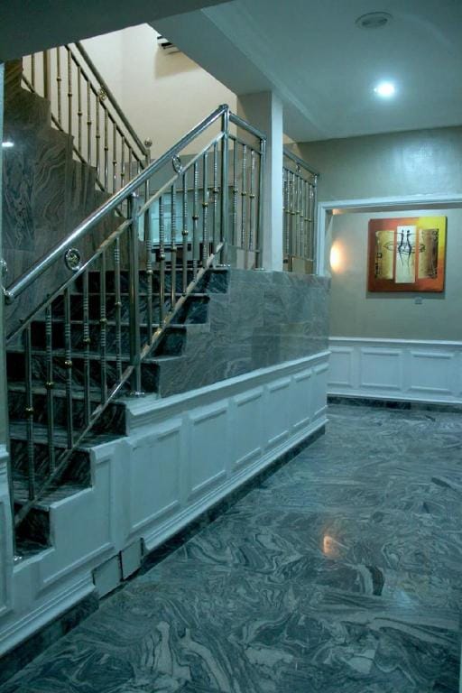 Queensgate Continental Hotel in Nigeria