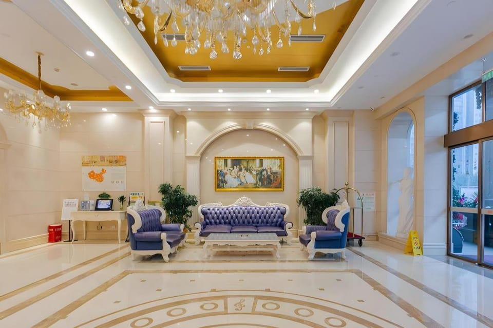 Vienna Hotel Chengdu Dafeng Metro Station Hotel in Chengdu