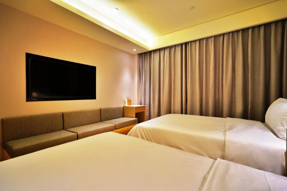 JI Hotel Shanghai Jinqiao International Commercial Plaza Hotel in Shanghai