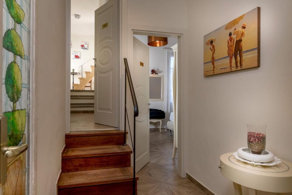 Residenza Conte di Cavour & Rooftop - dBe Hotels Bed and Breakfast in Florence