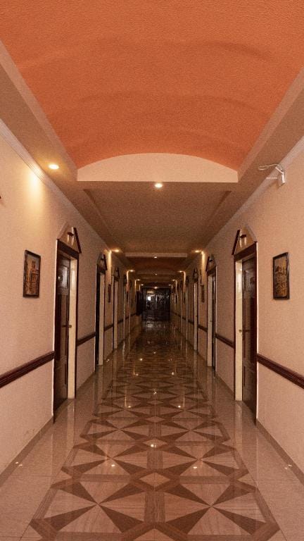 Hotel Mayfair Hotel in Lahore