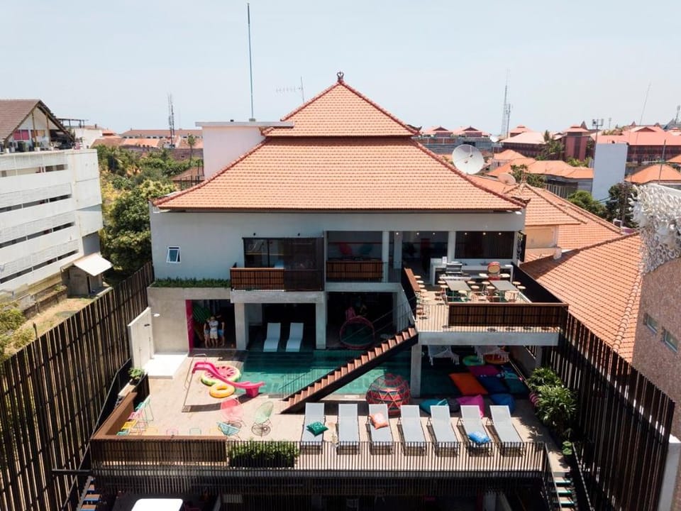 Cara Cara Inn Hotel in Kuta