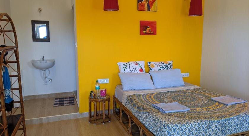 Blue Moon Guest House Bed and Breakfast in Tamil Nadu