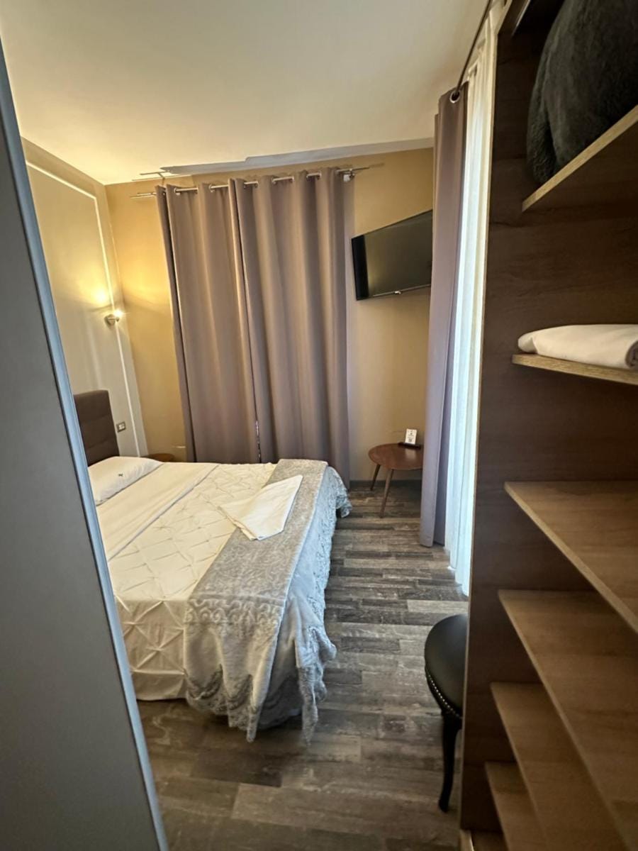 Candia Rooms Bed and Breakfast in Rome