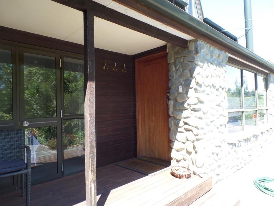 Riverstone House Bed and Breakfast in Otago
