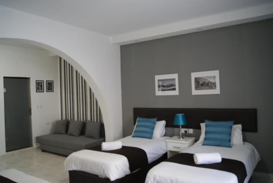 Buccaneers Boutique Guest House Hotel in Saint Paul's Bay