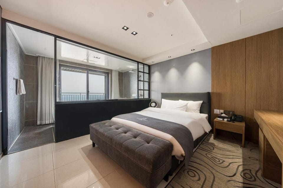 Yeongjong Western Grace Hotel in Incheon