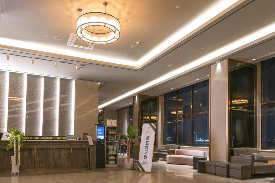 Yeongjong Western Grace Hotel in Incheon