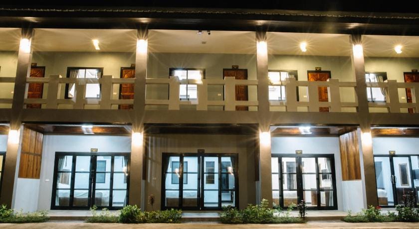 Billabong Hotel And Cafe Hotel in Ban Tai