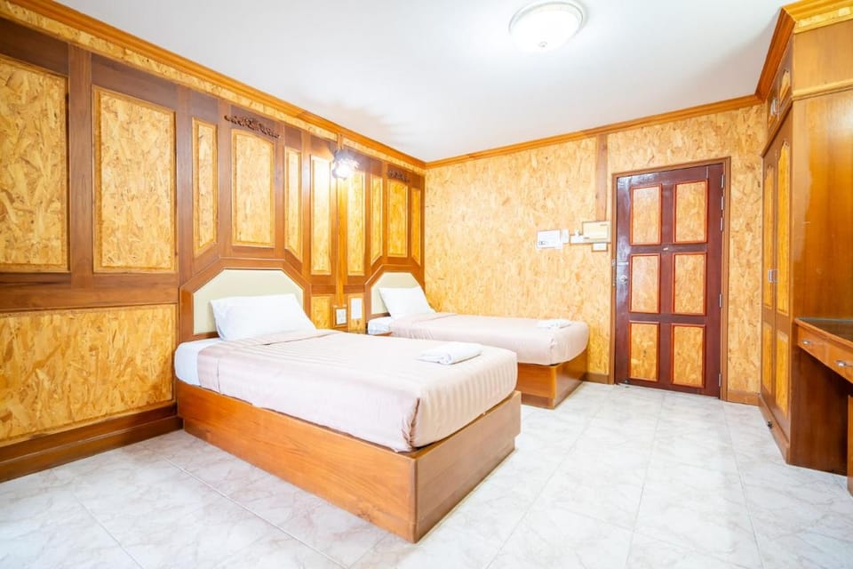 Chatsuree Mansion Hotel in Laos
