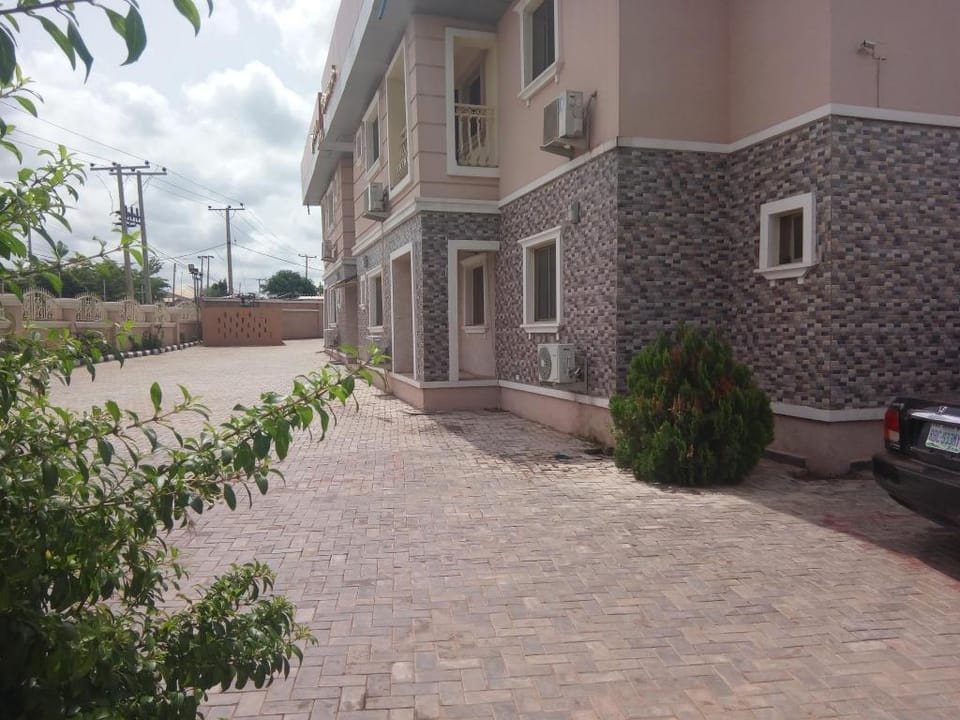 Viclin Diamond Hotels Hotel in Abuja