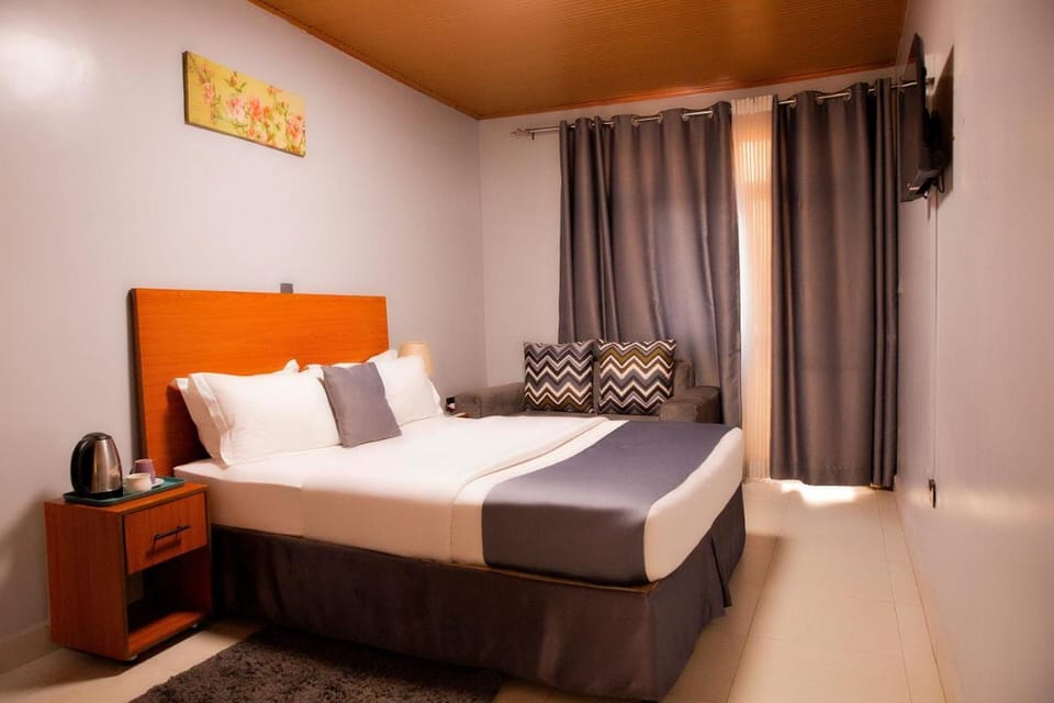 Romalo Hotel & Apartments Bed and Breakfast in Africa