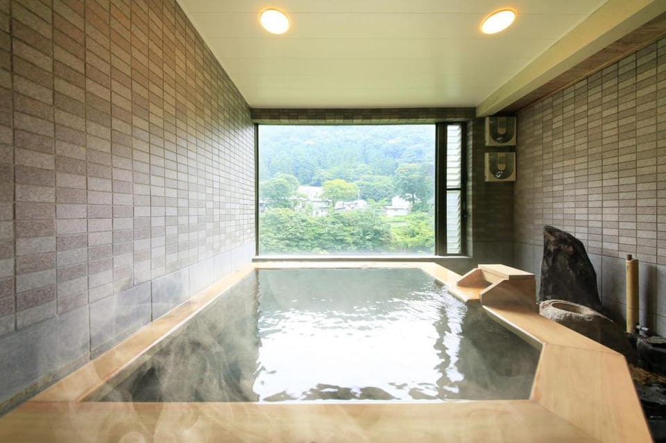 MICASA (Minakami Hot Spring Ryokan) Hotel in Japan