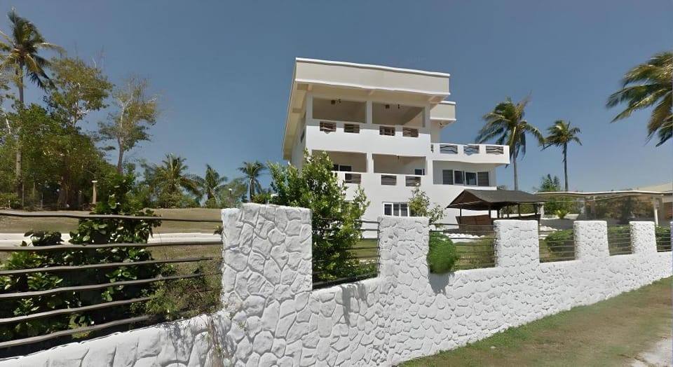 Monkey Beach Dive Resort Hotel in Puerto Galera