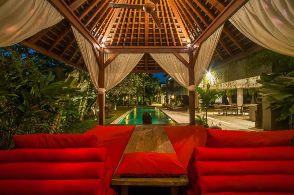 Luxury Villa Kamehameha 4 Bdrm in Seminyak  Villa in North Kuta