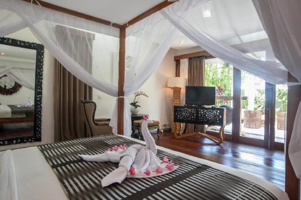 Luxury Villa Kamehameha 4 Bdrm in Seminyak  Villa in North Kuta