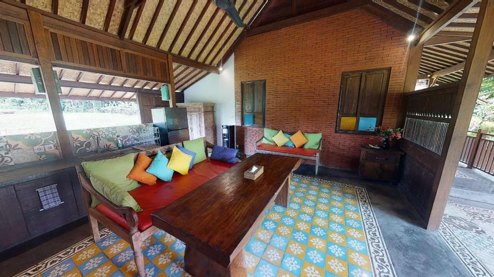 Amazing 4 bdrm Villa Tirta Padi w/Ricefield view Villa in Ubud