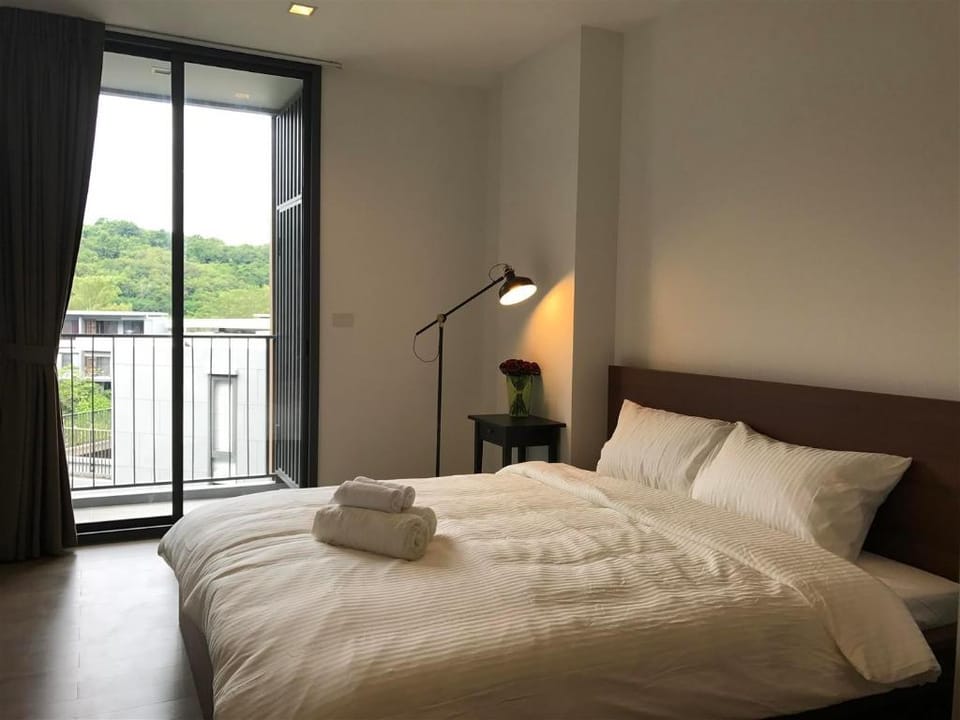 KHAO YAI 3 Bedrooms UPPER-STORY Condo Apartment in Laos