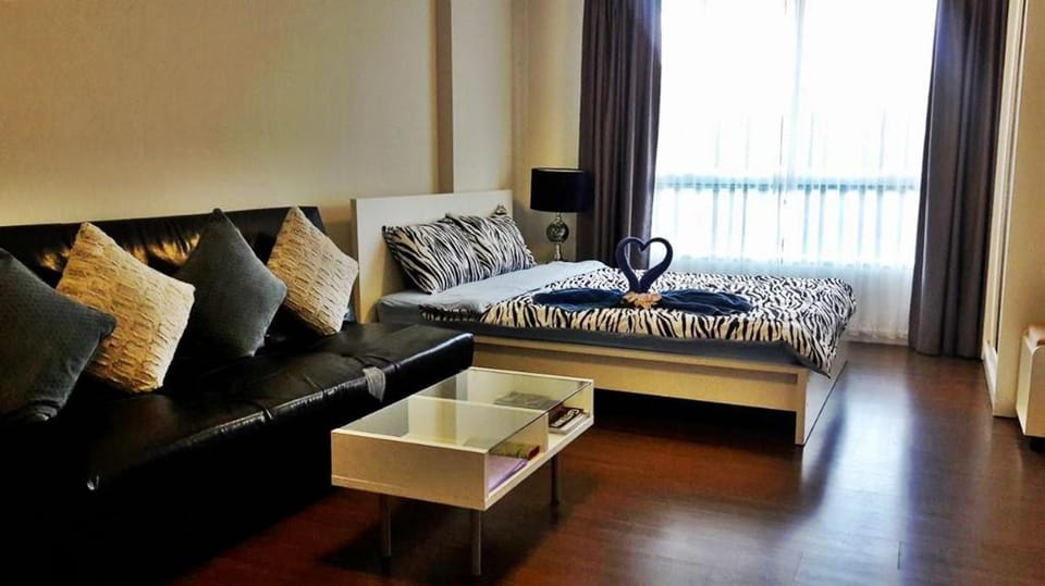 IM291 Hua Hin Beach Market Hua Hin Condo  Apartment in Nong Kae