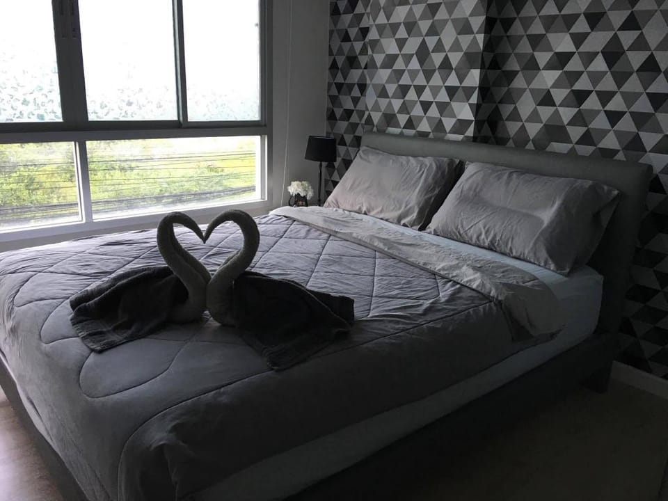 P322 Hua Hin Beach 1 Bed Condo  Apartment in Nong Kae