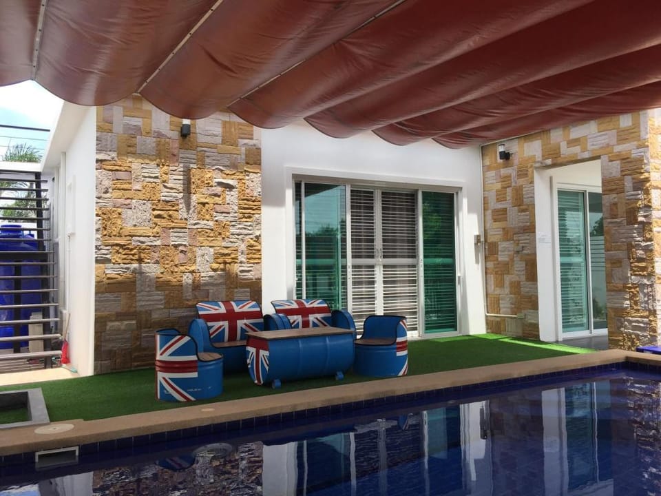 Numsai Pool Villa Villa in Hua Hin District