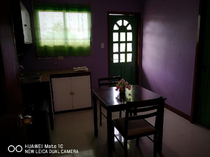 A's Azotea de Bohol-Lovely Deluxe Apt-9  1-Bedroom Apartment in Tagbilaran City