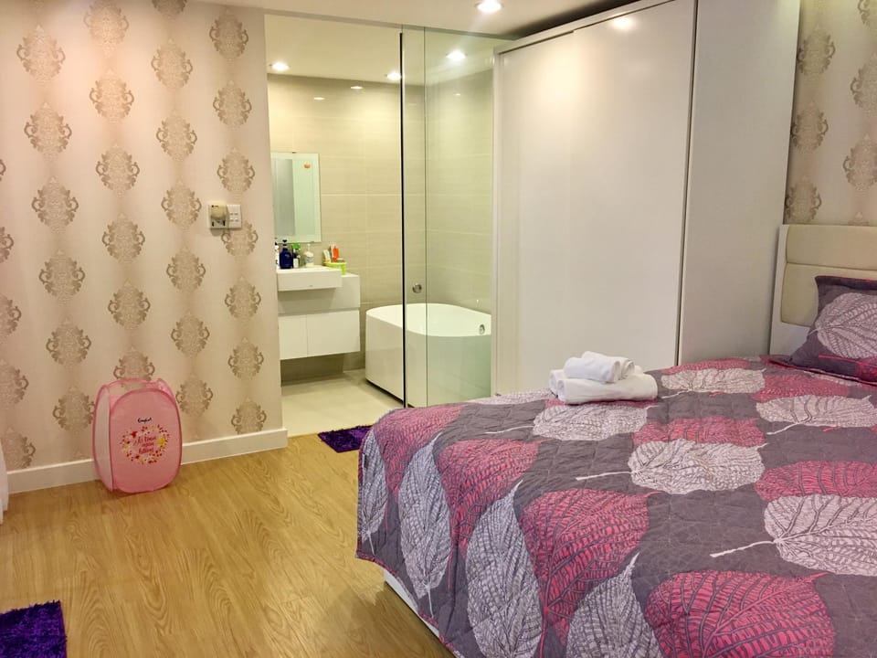 Tracy's ROMANTIC 1BR BEN THANH TOWER DISTRIC1 Apartment in Ho Chi Minh City