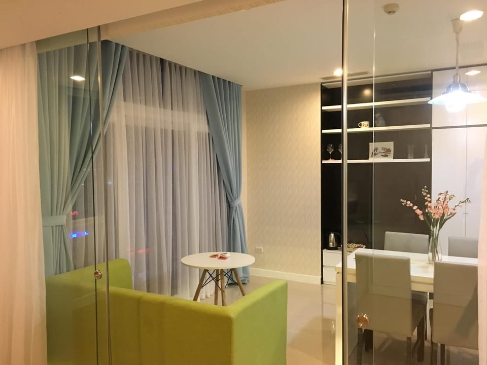 Tracy's ROMANTIC 1BR BEN THANH TOWER DISTRIC1 Apartment in Ho Chi Minh City