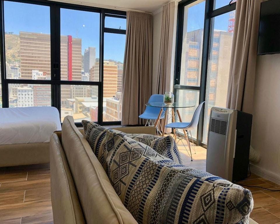 Urban Oasis at The Four Seasons Apartment in Cape Town