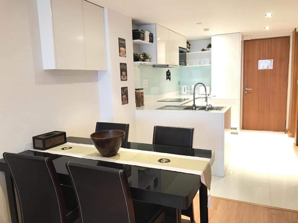 Privilege Jacuzzi Plunge Pool Panoramic Sea View Apartment in Patong