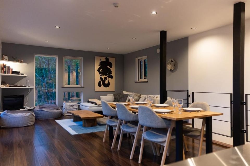 Beautiful Forest Hideaway, Niseko Vacation rental in Niseko
