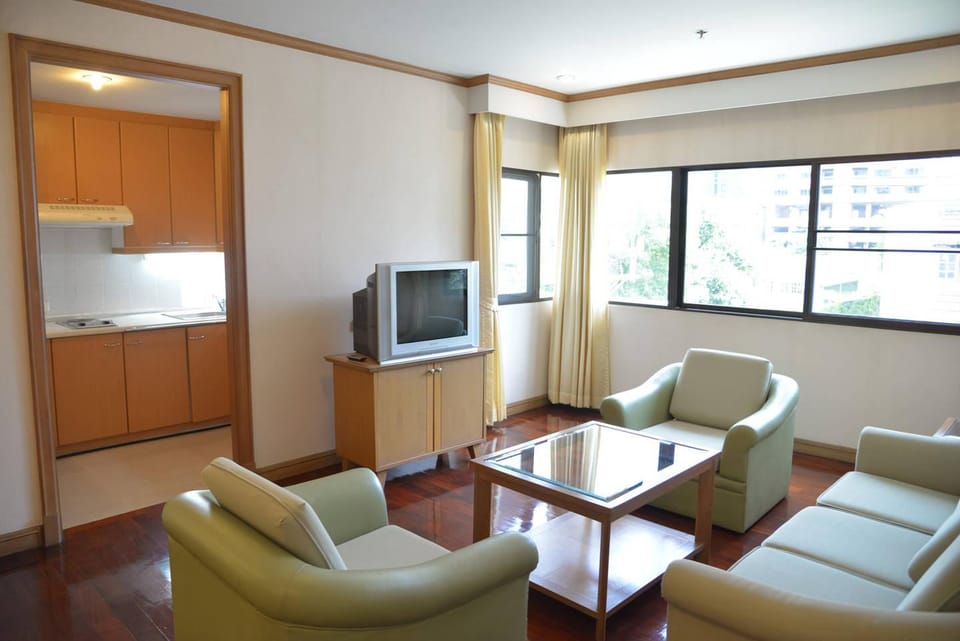 Private Condo in Hippest Area 1 bedroom Apartment in Bangkok