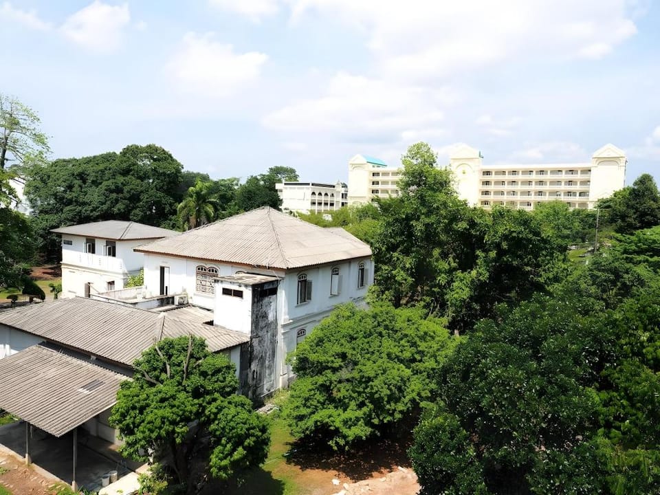 Siri Hotel Phuket Hotel in Wichit