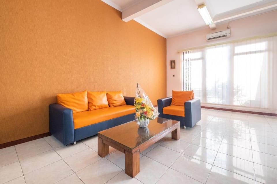 OYO 405 Wisma Yosoputro Hotel in Special Region of Yogyakarta