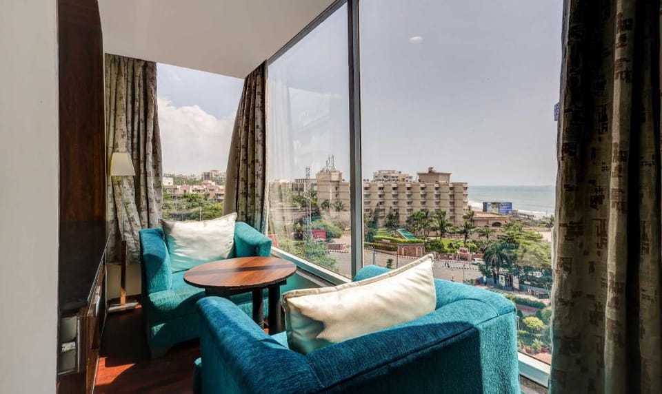 Treebo Blak & Wite RK Beach Hotel in Visakhapatnam