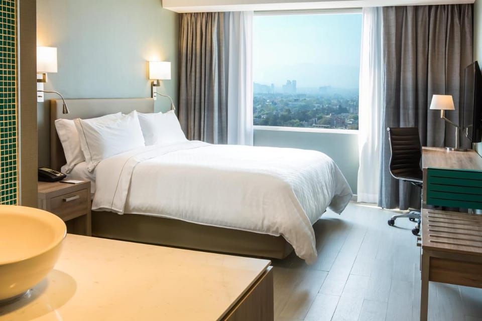 Fiesta Inn Express Ciudad de Mexico Forum Buenavista Hotel in Mexico City