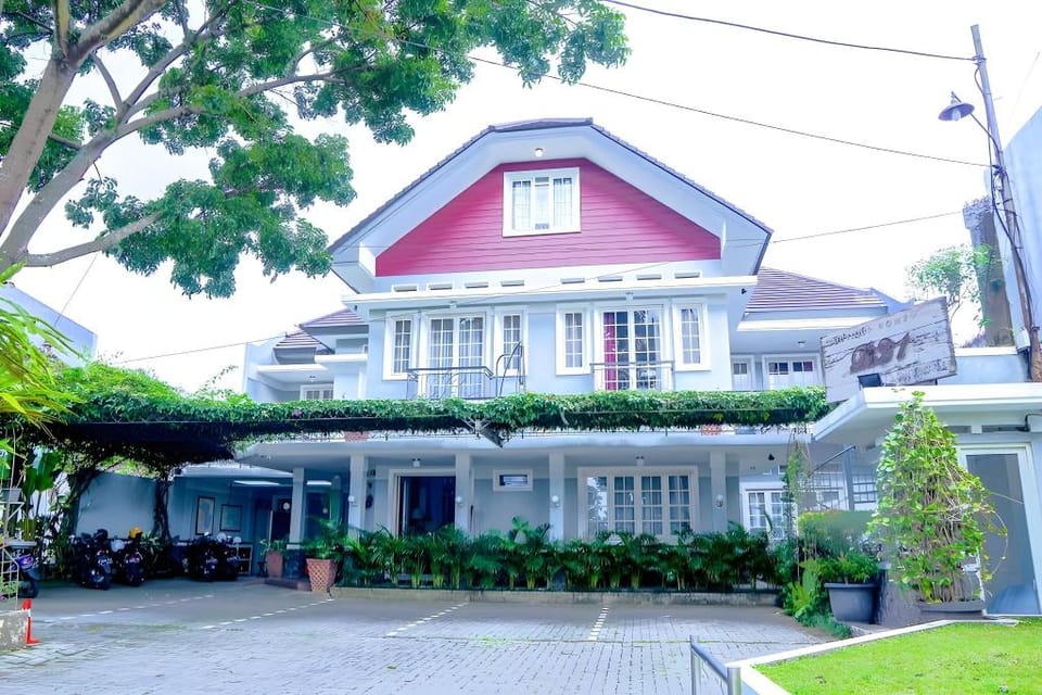 Front One Boutique Baluran Malang Hotel in East Java