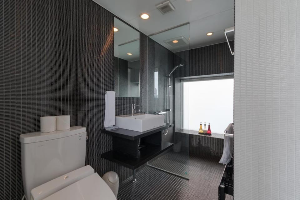 Kira Kira Suites by H2 Life Apartment hotel in Niseko