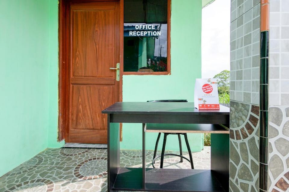OYO 1701 Bagus Inn Hotel in Indonesia