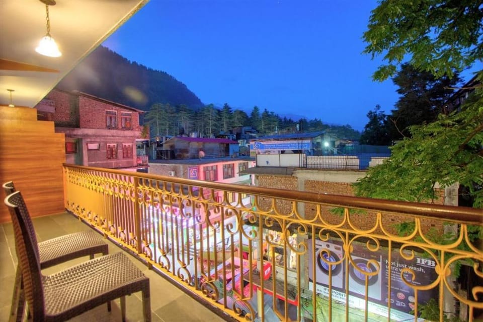 Hotel Samiru Manali Hotel in Manali