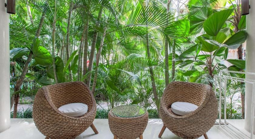 The Green Room Canggu Hotel in North Kuta