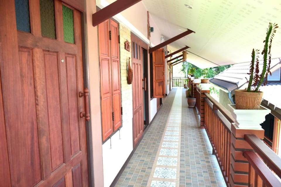 Siam Guesthouse Bed and Breakfast in Thailand