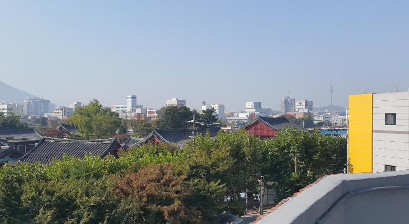 Guest House Manna Bed and Breakfast in Daegu