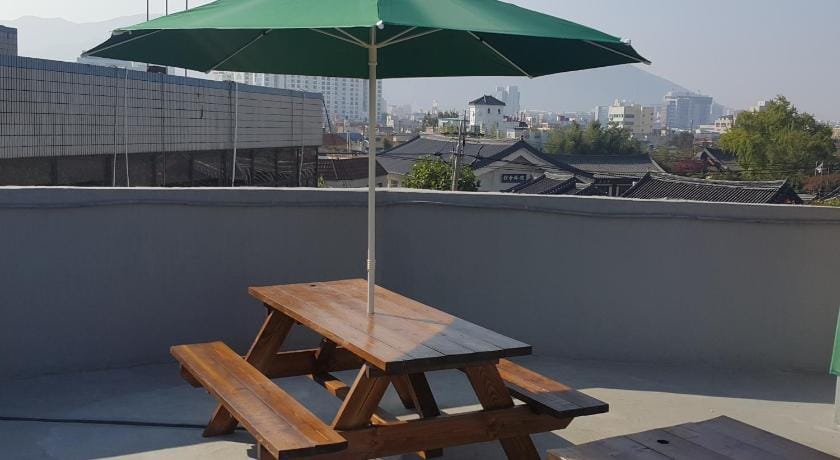 Guest House Manna Bed and Breakfast in Daegu