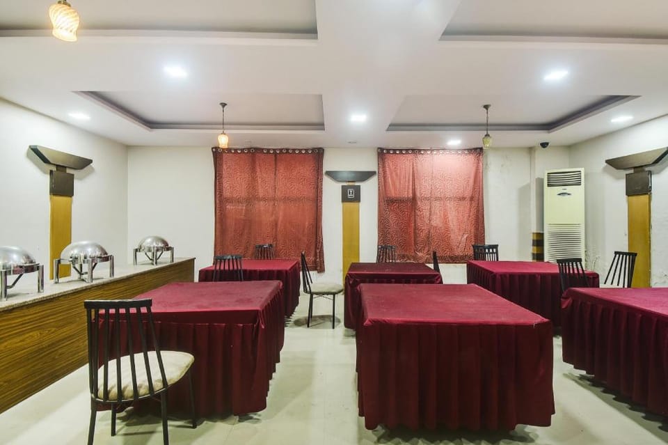 Townhouse Malviya Nagar Near Airport Formerly Royal Residency Hotel in Jaipur