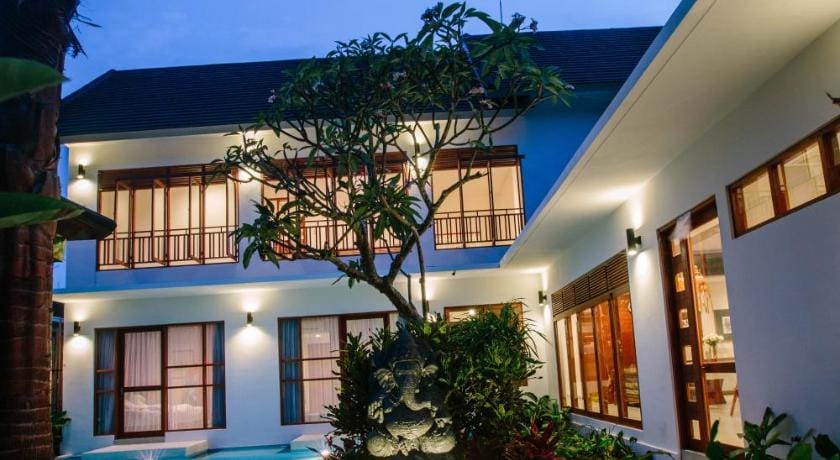 Pudak Sari Unizou Hostel Hostel in Kuta