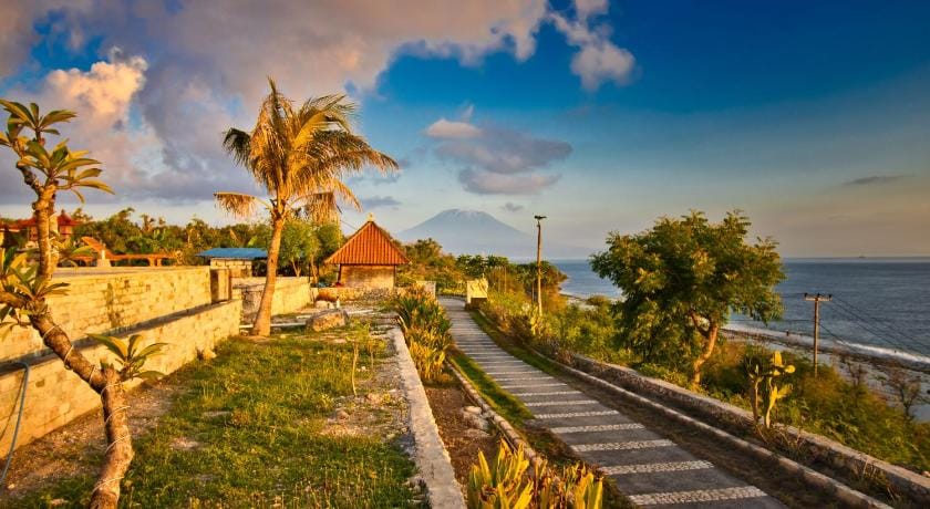 Song Cang Bungalow Campground/ 
RV Resort in Nusapenida