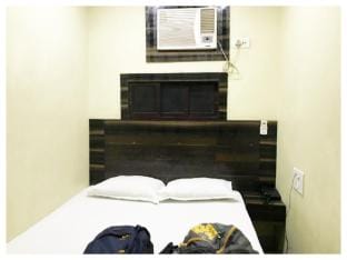 Goroomgo Dev Guest House Howrah - Near Railway Station Vacation rental in Kolkata